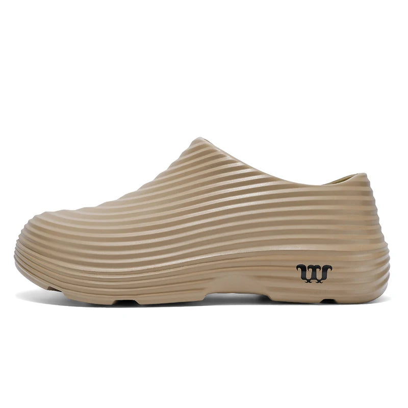 The Garni Pro-Motion Kitchen Clog